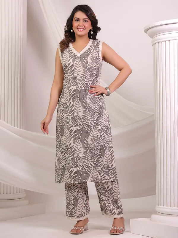 Grey cotton kurti set for casual wear