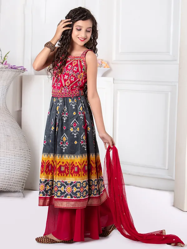 Grey cotton silk patola printed palazzo set