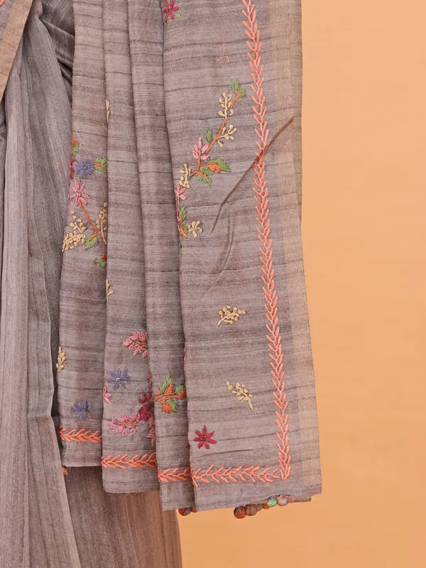 Grey linen printed silk saree for women