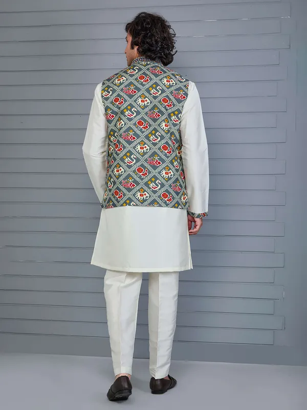 Grey off white bandhej printed viscose silk waistcoat set