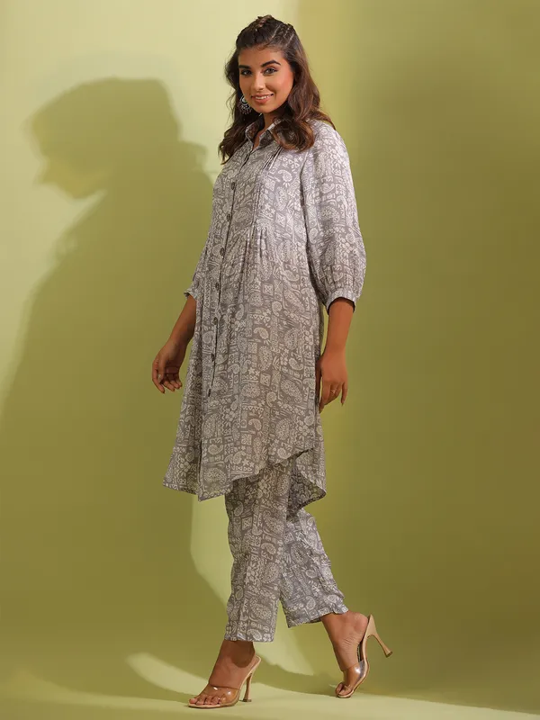 Grey printed crepe co ord set for casual wear