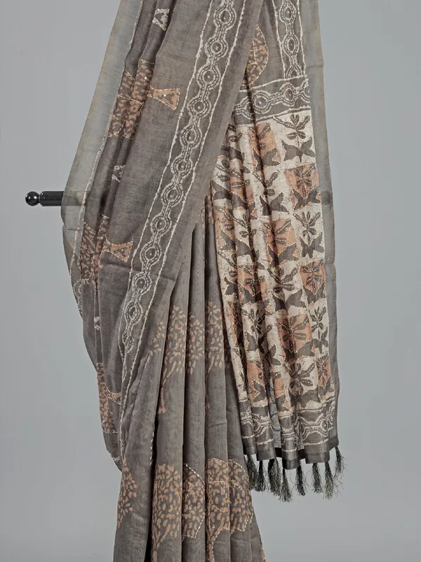 Grey printed saree in semi cotton