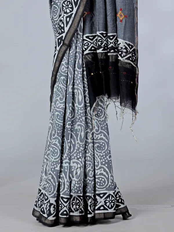 Grey printed tusser silk saree with thread work