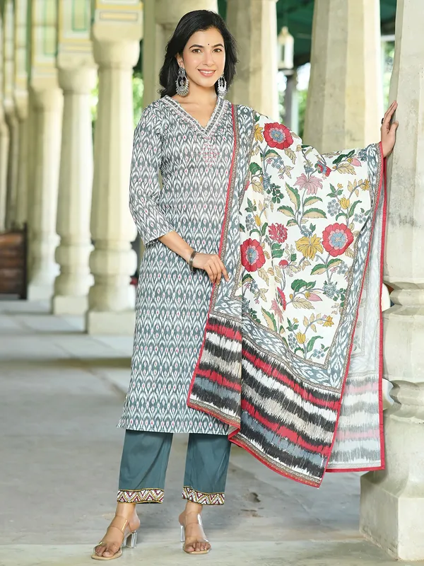 Grey printed women kurti set in silk