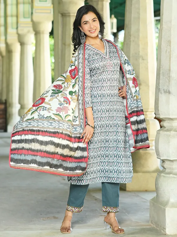 Grey printed women kurti set in silk