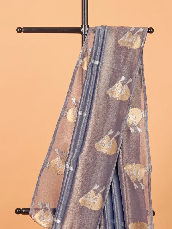Grey saree for wedding in semi silk