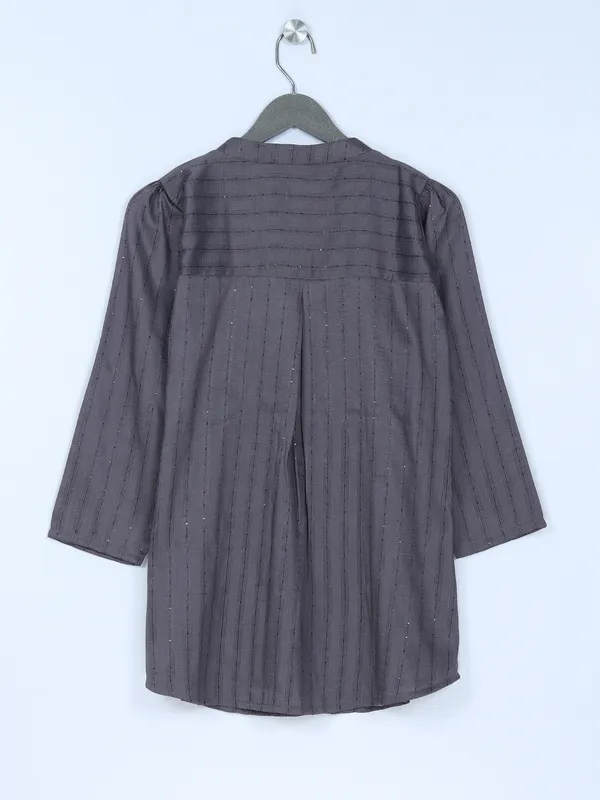 Grey silk top for casual