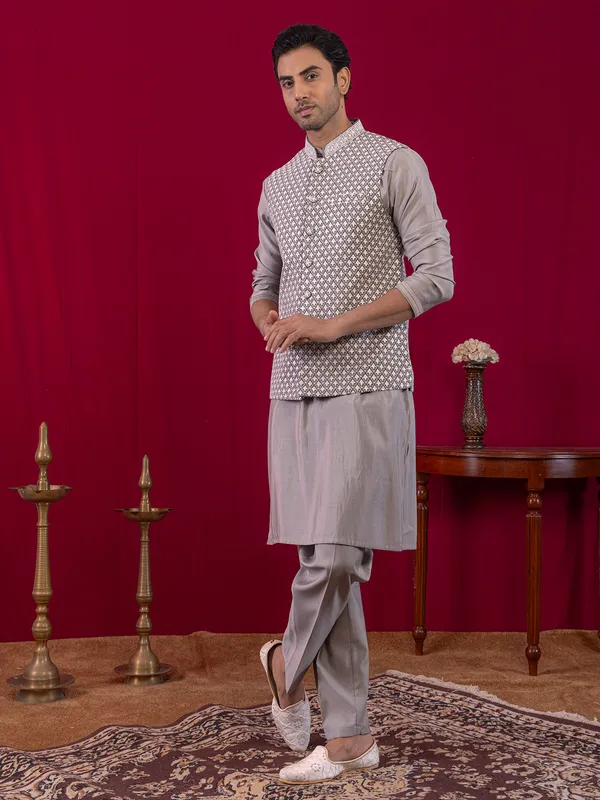 Grey silk waistcoat set for men wedding wear