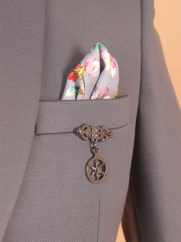 Grey terry rayon solid blazer for men