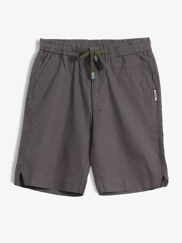 GS78 dark grey solid cotton shorts