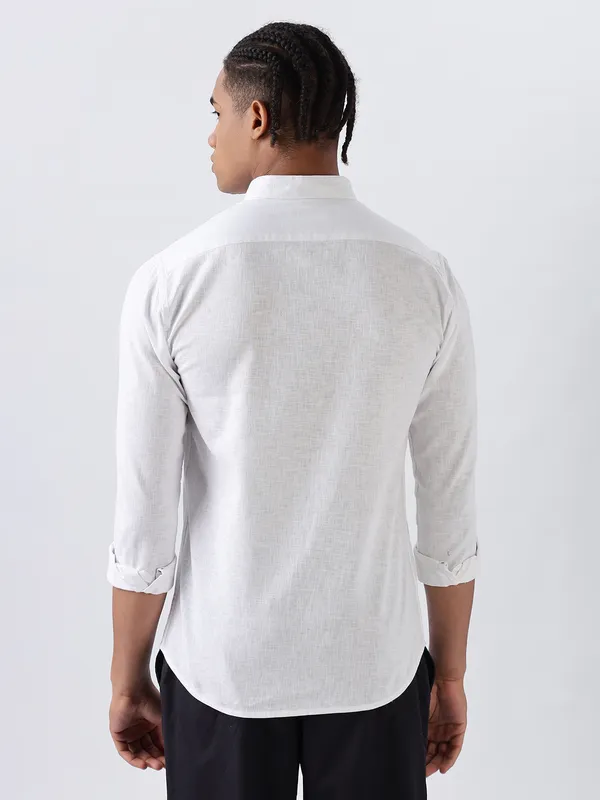 HAMPTONS white casual shirt in embroidery design