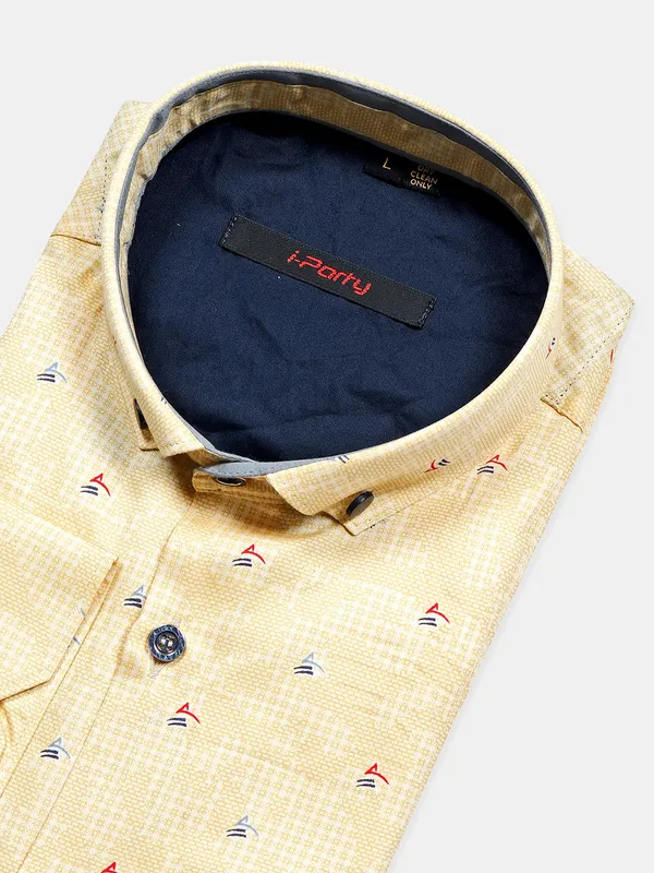 I Party yellow hued printed shirt for mens