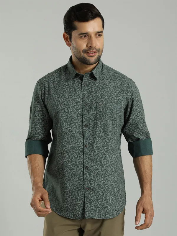 INDIAN TERRAIN bottle green printed shirt