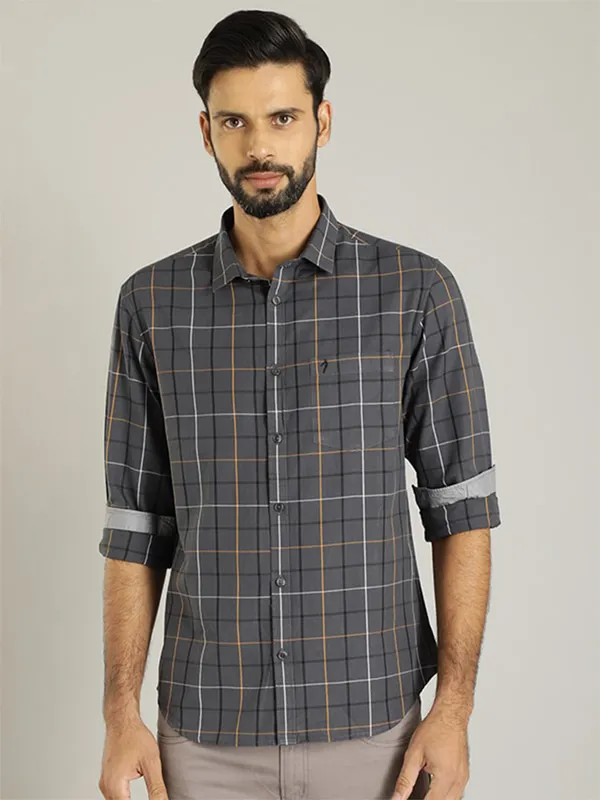 Indian Terrain cotton grey checks shirt