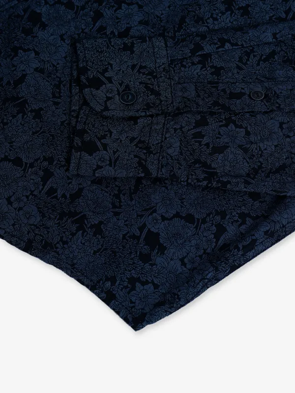 Indian Terrain cotton navy shirt in printed