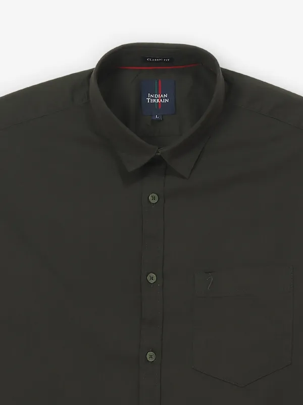 INDIAN TERRAIN dark olive plain cotton shirt