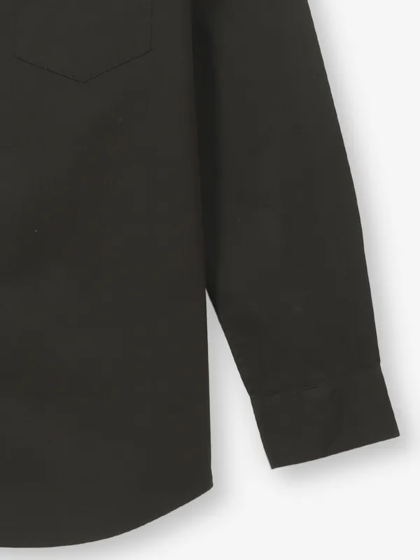 INDIAN TERRAIN dark olive plain cotton shirt