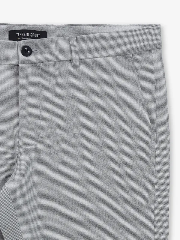 INDIAN TERRAIN solid grey cotton trouser for men