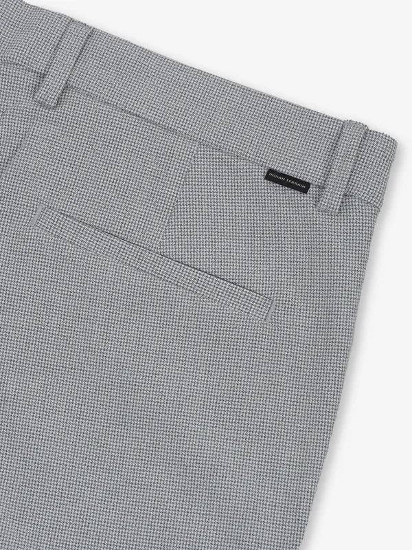 INDIAN TERRAIN solid grey cotton trouser for men