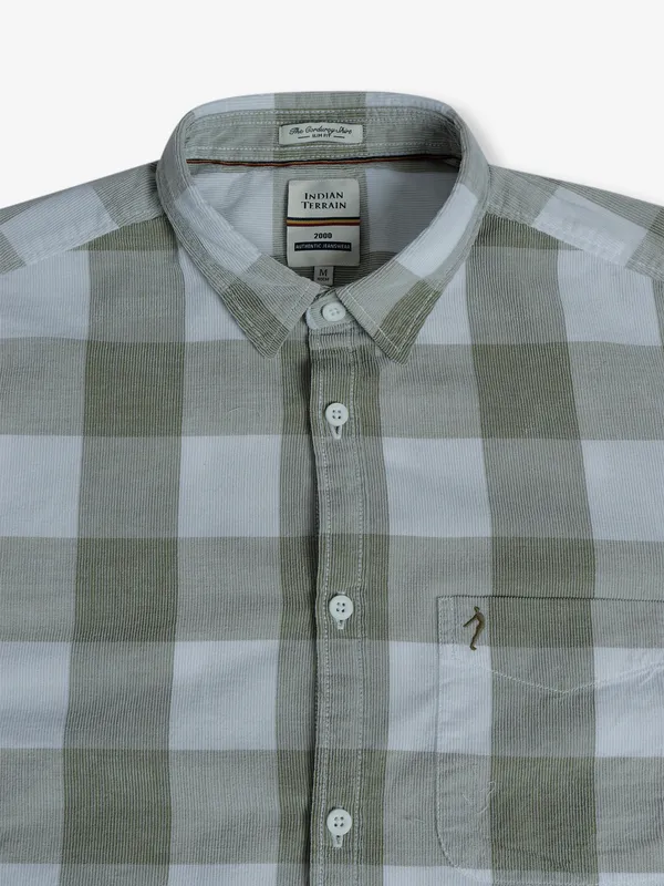 Indian Terrain white and olive checks shirt
