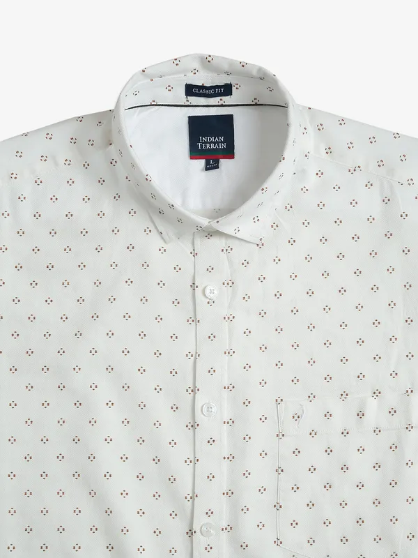 Indian Terrain white printed classic fit shirt