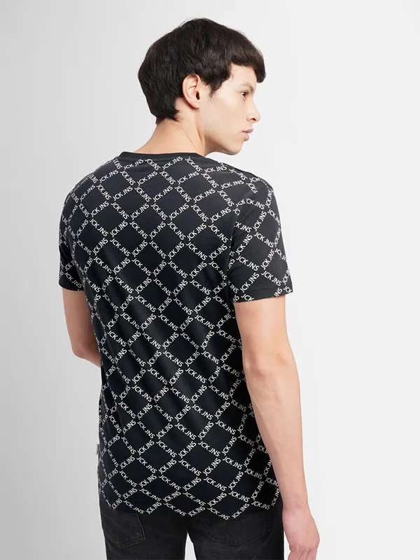 JACK&JONES black t shirt with half sleeve