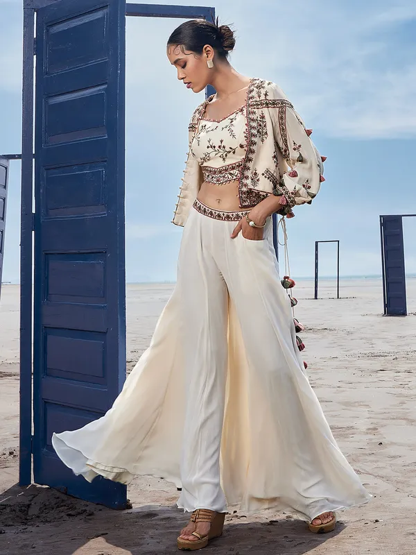 Jacket style cream palazzo suit
