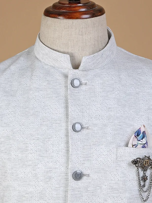 Jute white wedding look waistcoat