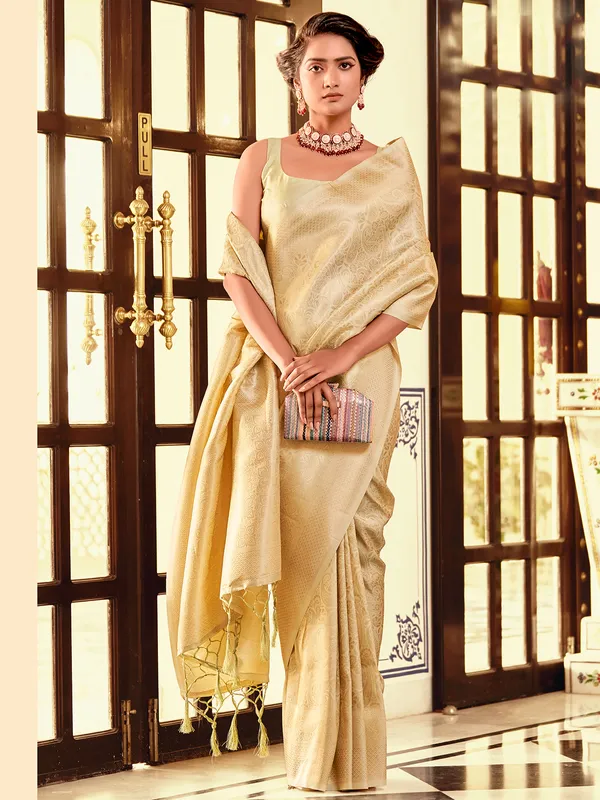 Kanjivaram silk cream saree