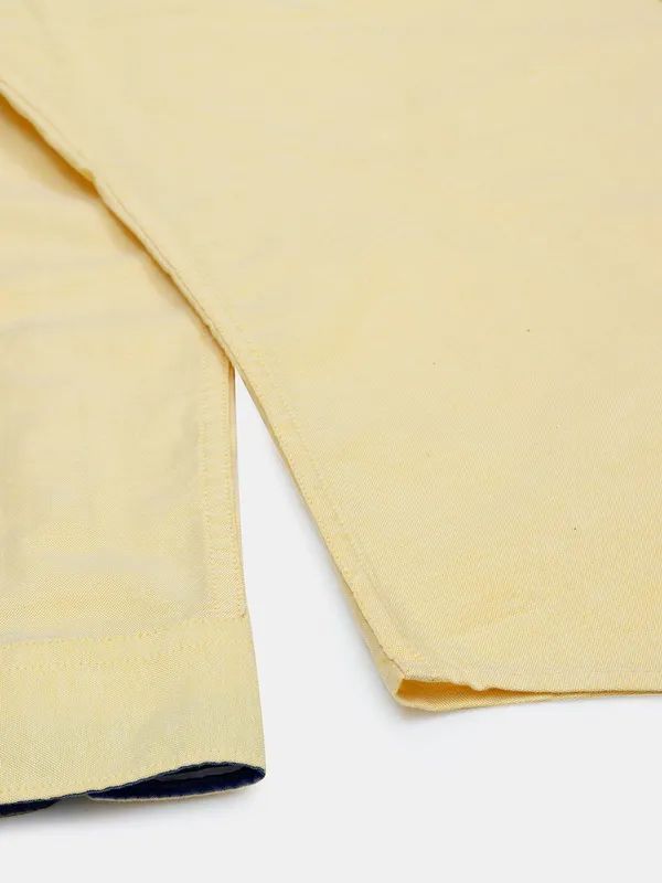 Killer cotton solid yellow casual shirt