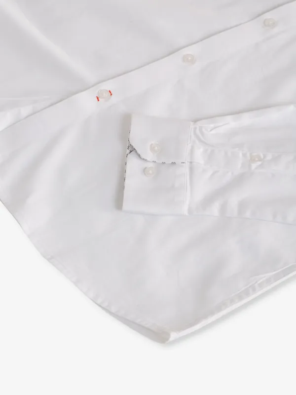 Killer cotton white plain shirt for casual