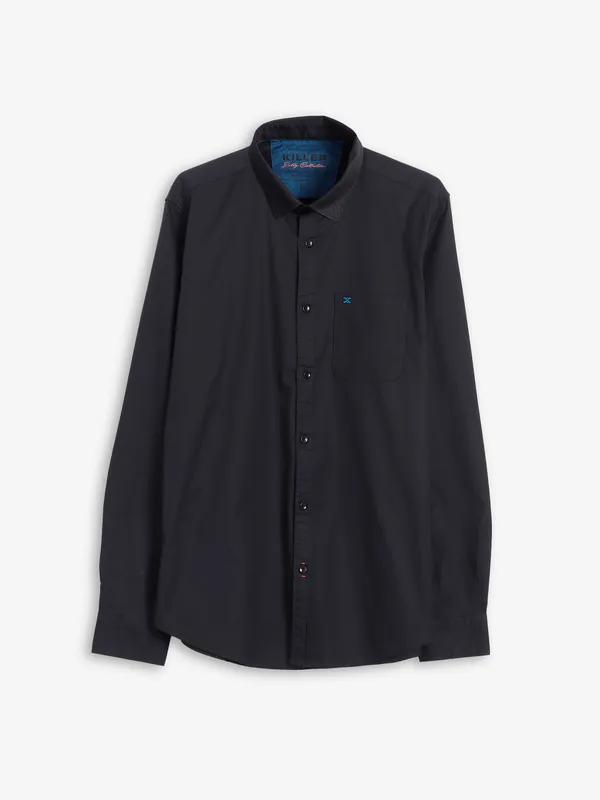 Killer plain black shirt