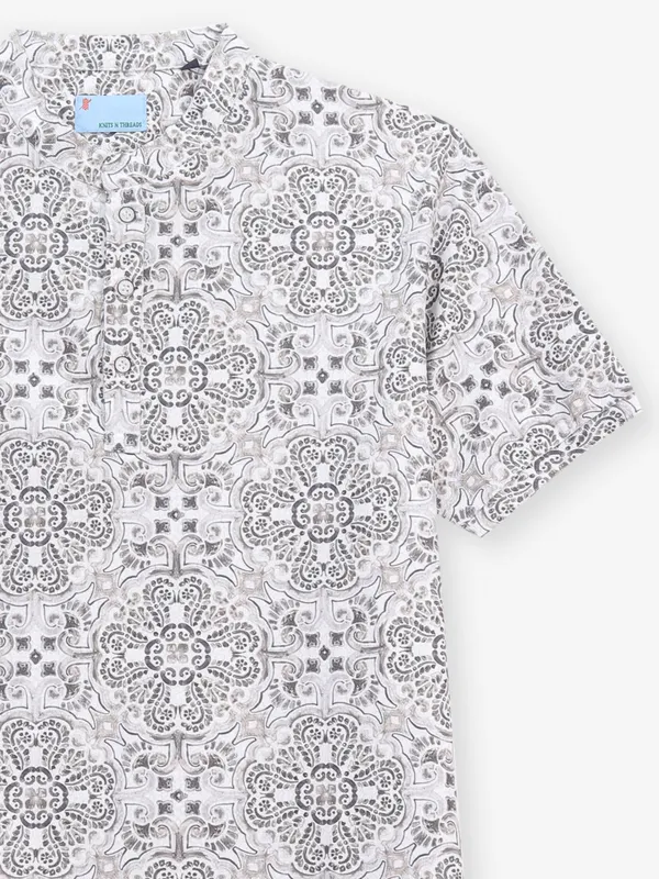 KNITS N THREADS white printed t-shirt