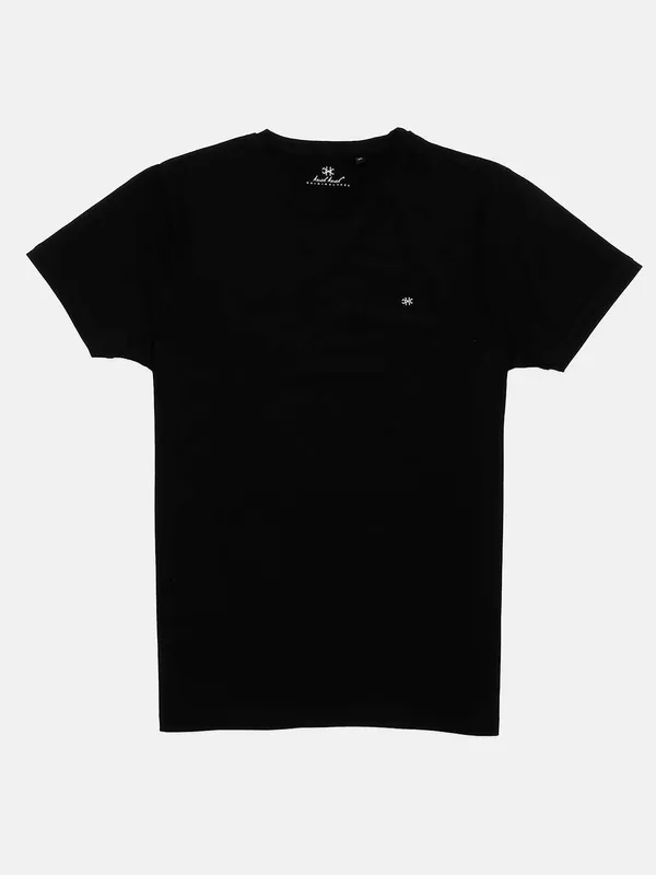 Kuch Kuch casual wear black solid t-shirt