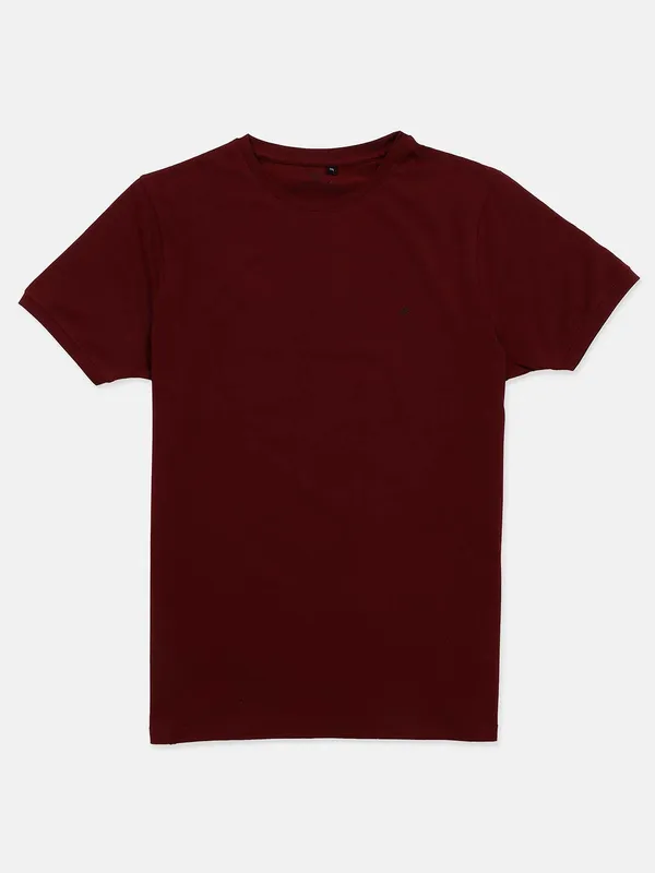 Kuch Kuch maroon half sleeves solid t-shirt