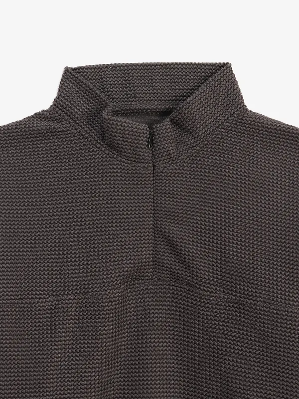 KUCHKUCH brown bandgala t-shirt