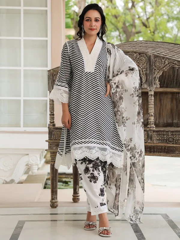 Latest black and white printed kurti set