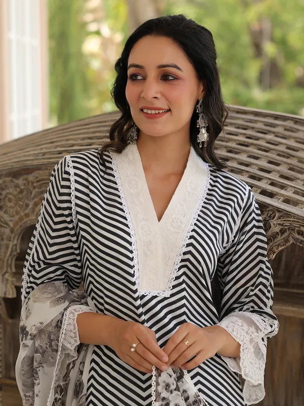 Latest black and white printed kurti set