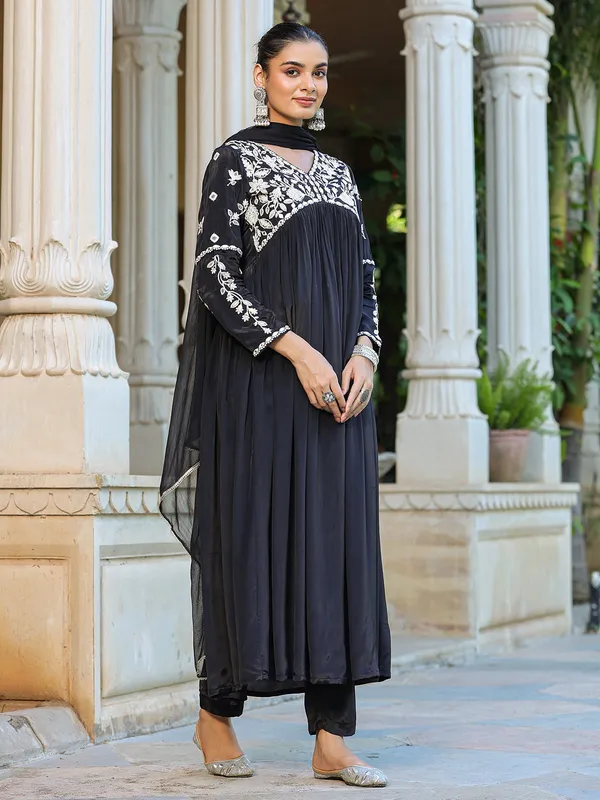 Latest black silk kurti set with dupatta