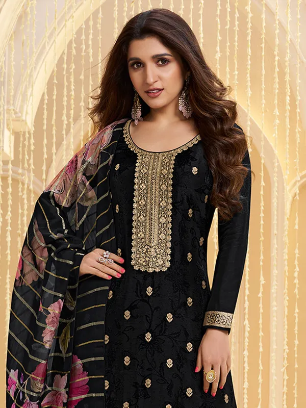 Latest black silk salwar suit for women