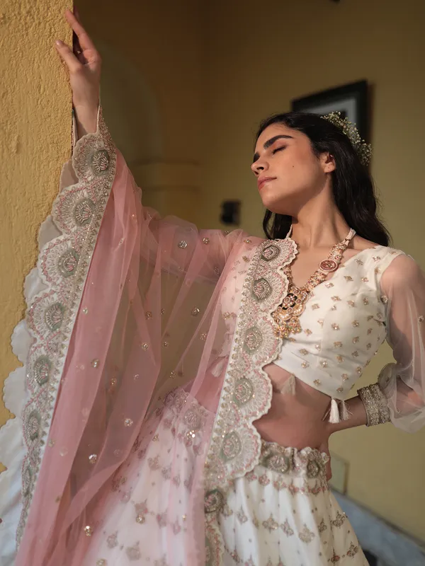 Latest cream lehenga choli for wedding