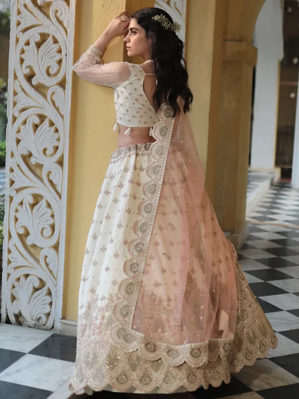 Latest cream lehenga choli for wedding