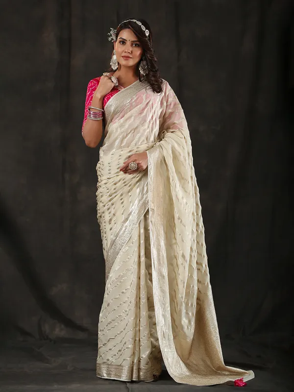 Latest cream saree in georgette