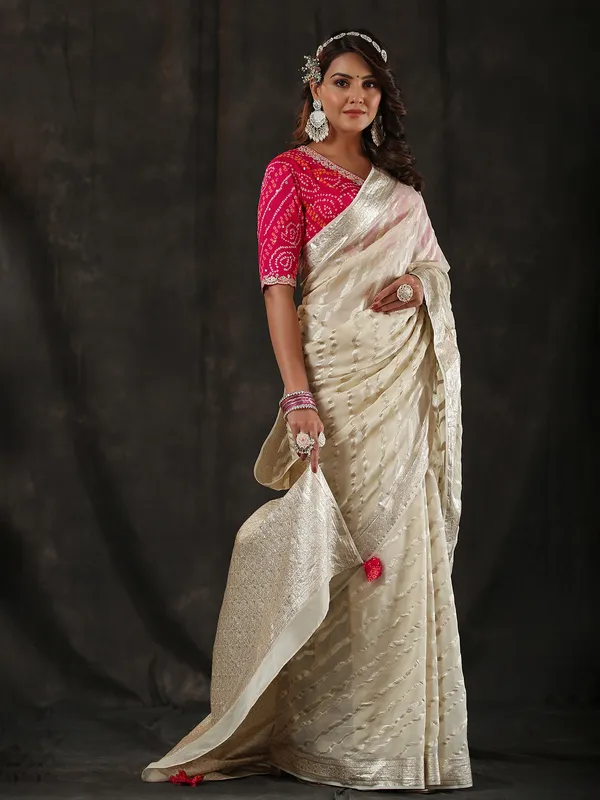 Latest cream saree in georgette