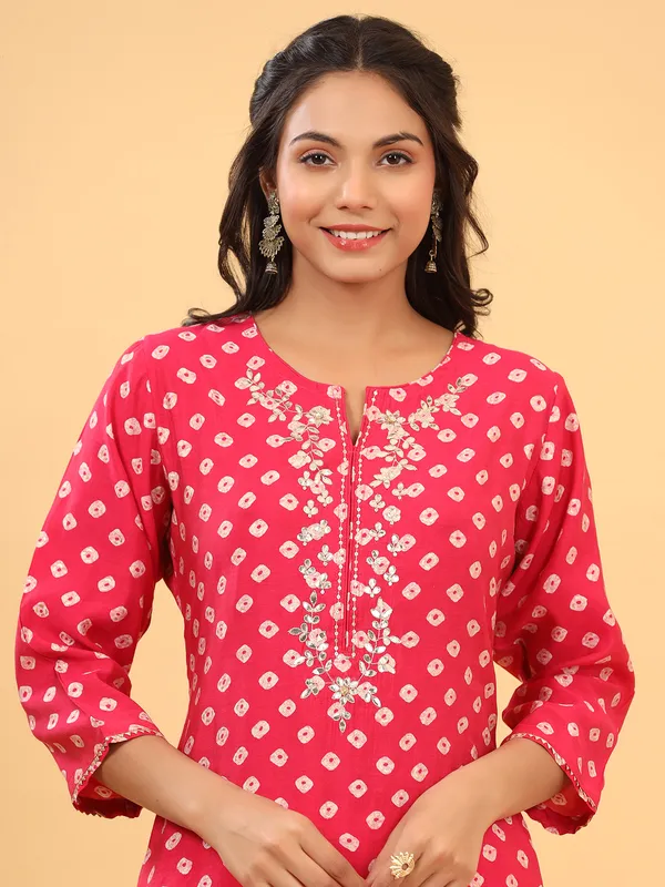Latest magenta printed kurti with pant