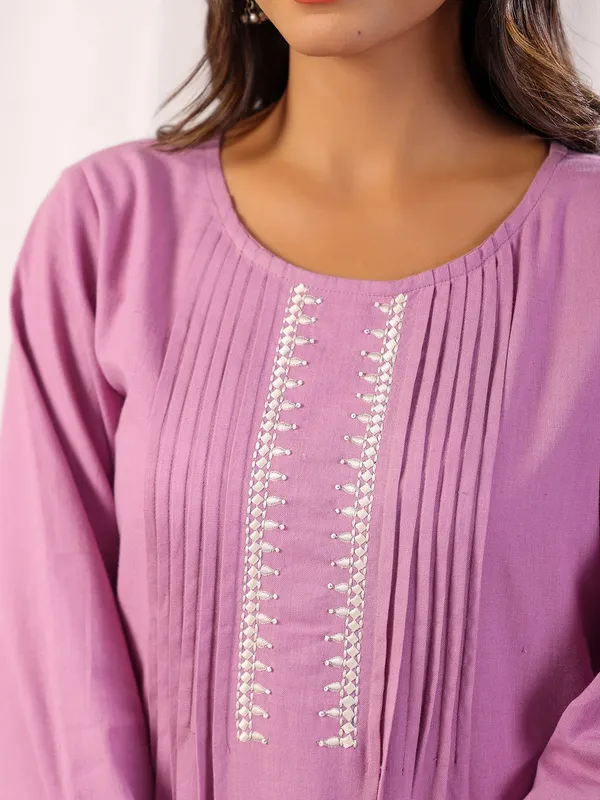 Latest mauve pink cotton kuri set