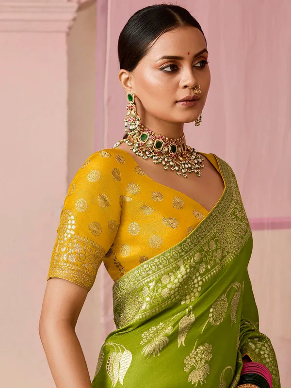 Latest mehendi green saree for wedding