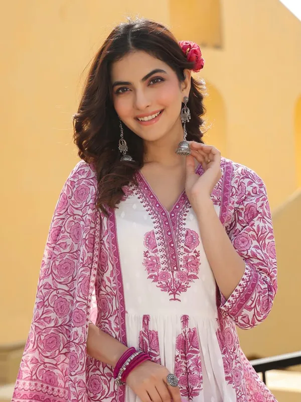 Latest off white and pink cotton printed kurti set