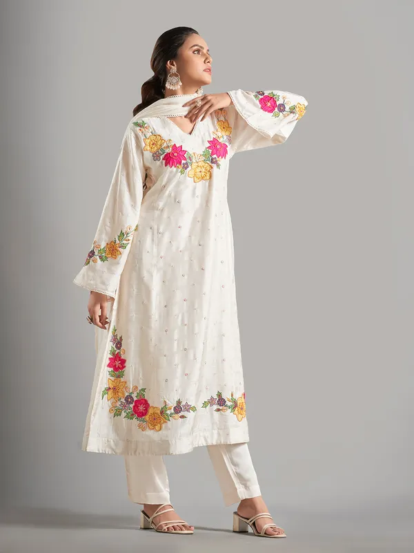 Latest off-white silk salwar suit