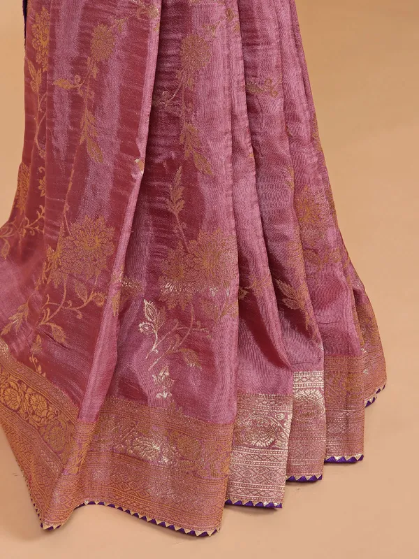 Latest onion pink saree in silk